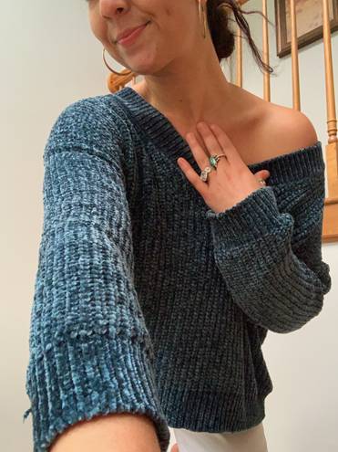 Hippie Rose Turquoise Sweater 