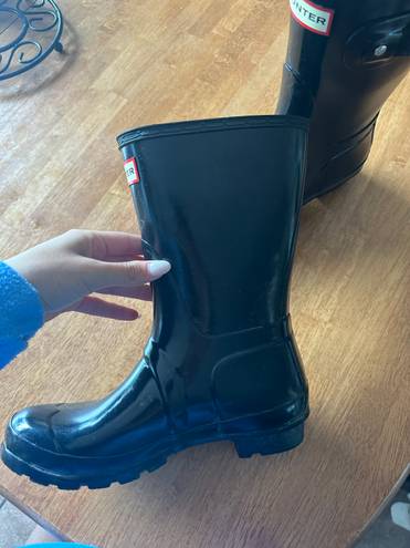 Hunter Black Glossy Rainboots