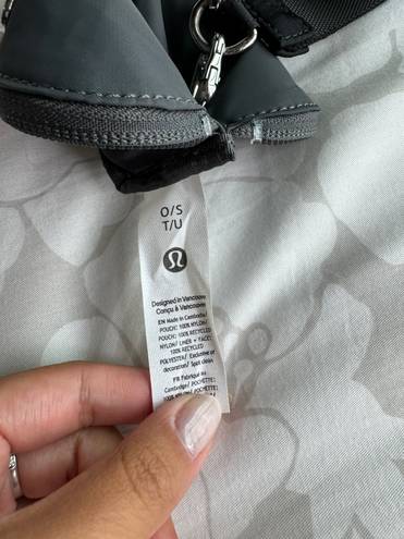 Lululemon Dual Pouch Wristlet