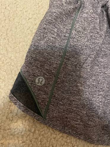 Lululemon Hotty Hot Short 2.5”