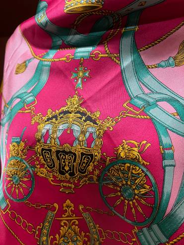 Beautiful Vintage Silk Scarf.