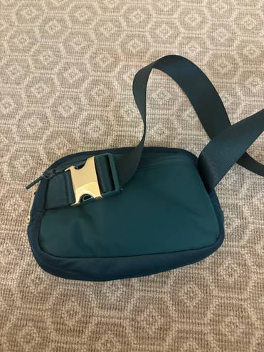 Lululemon green limited edition belt bag