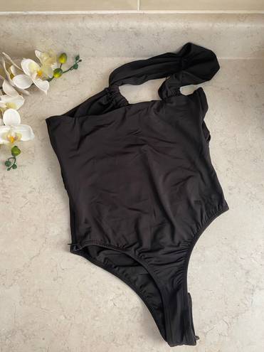 White Fox Boutique NWT  Wish it was you black bodysuit Size Small