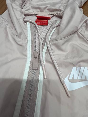 Nike Windbreaker Zip-Up Jacket