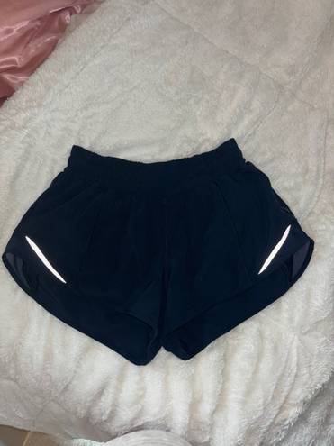 Lululemon Hotty Hot Short 2.5”