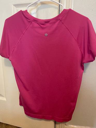 Lululemon Swiftly Tech Short Sleeve Race Length