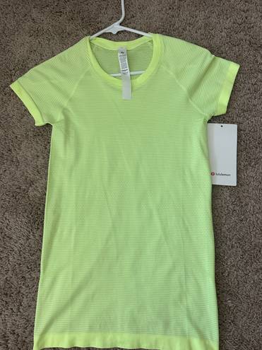 Lululemon Swiftly Tech Short Sleeve Shirt