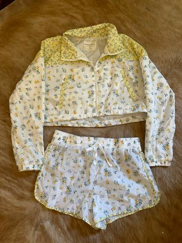 Aeropostale Wind Breaker Floral Set