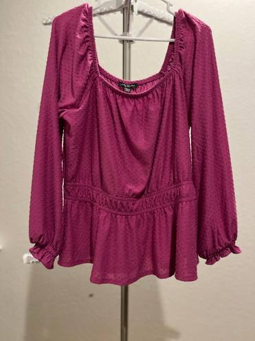 Lane Bryant 💐NWT  Magenta Peplum Top💐