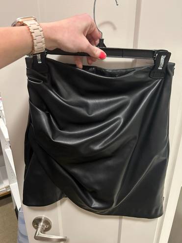 ZARA leather skirt m