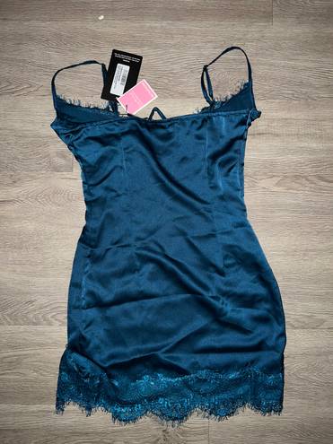 Pretty Little Thing blue satin bodycon dress! 