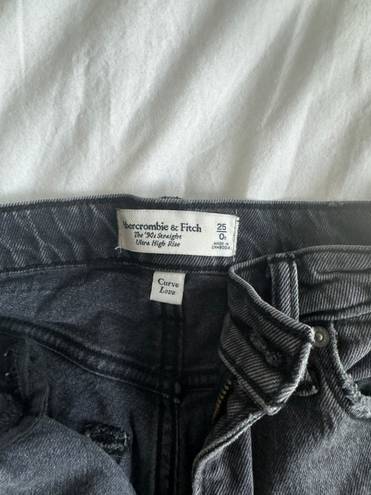 Abercrombie & Fitch 90s Straight High Rise Jeans