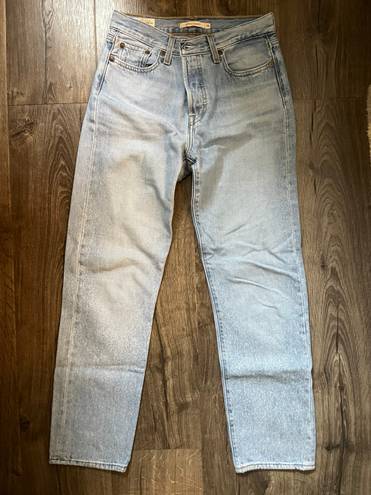 Levi’s Wedgie Straight Jeans