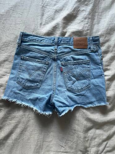 Levi’s Ribcage Shorts