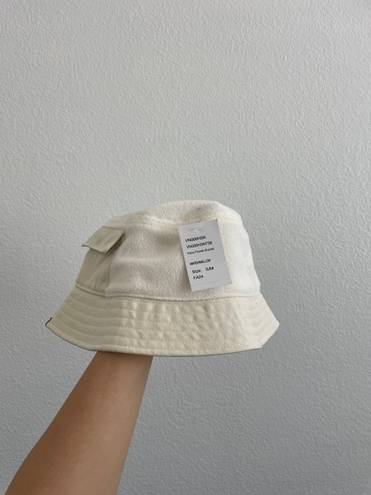 Vans Brand New Cream White  Bucket Hat