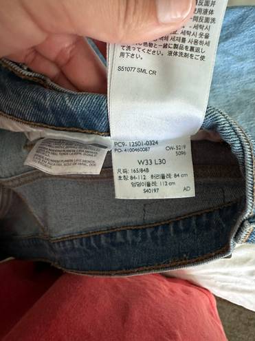 Levi’s 501 High-Waisted Jeans