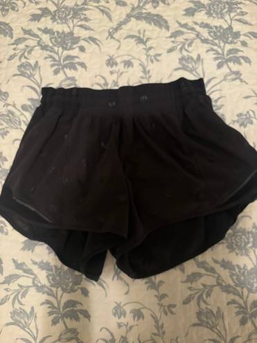 Lululemon Hotty Hot Shorts 4”