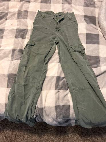 American Eagle AE Dreamy Drape Stretch Super High-Waisted Cargo Baggy Wide-Leg Pant