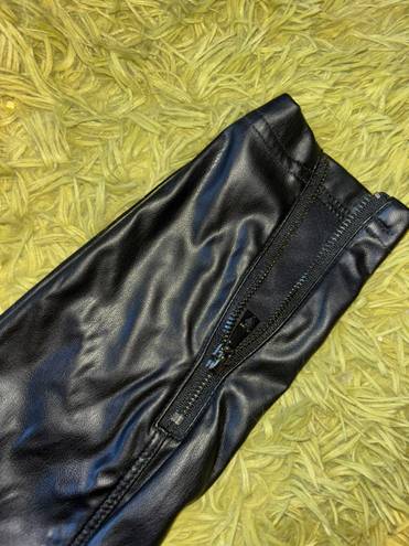 Guess Faux Leather Cropped Pants