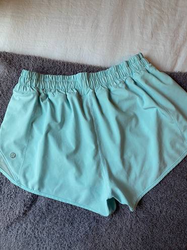 Lululemon Hotty Hot Short 2.5”