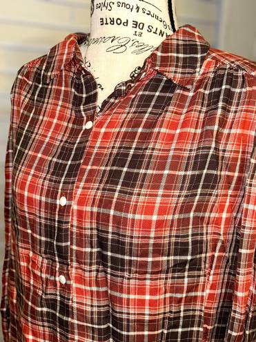 Max Studio Women’s Size Large Red Tartan Plaid Button Down Shirt • Shirred Cuffs