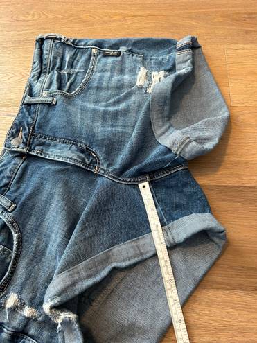 Silver Jeans Women’s size 16 Silver jean shorts, boyfriend shorts