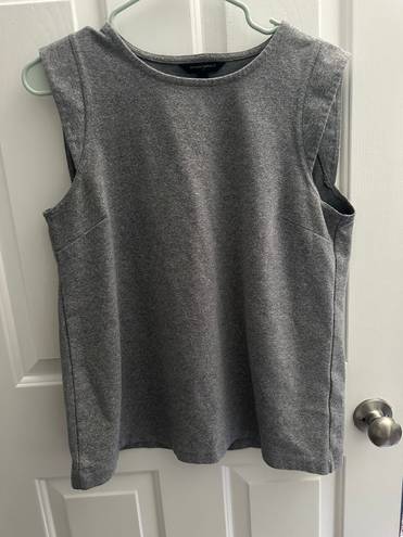 Banana Republic Grey Sleeveless Flutter Sleeve Tank Size L