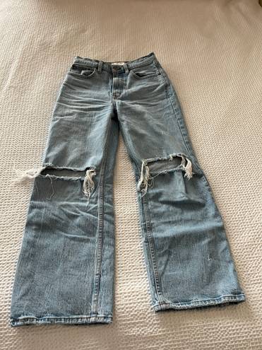 Abercrombie & Fitch High Rise 90s Relaxed Jeans