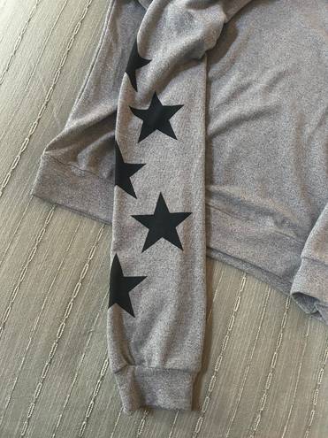 Blooming Jelly Gray Star Sweatshirt