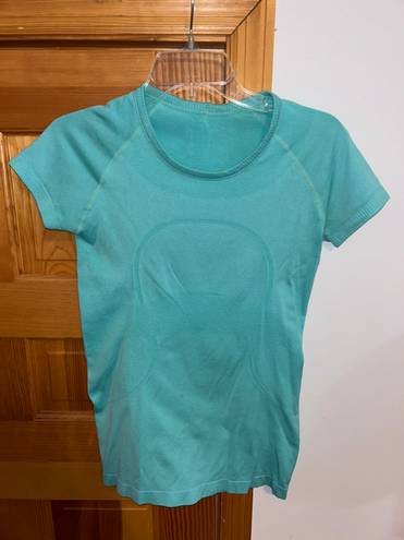 Lululemon Swiftly Tech Short Sleeve