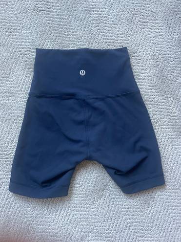 Lululemon Wunder Train High-Rise Short 6”