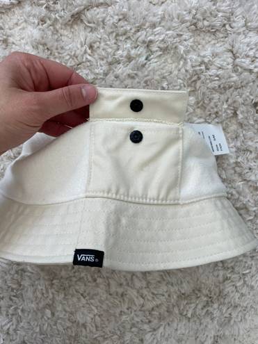 Vans Brand New Cream White  Bucket Hat