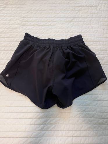 Lululemon Hotty Hot Shorts 4”