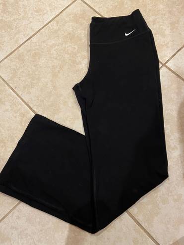 Nike Yoga Leggings