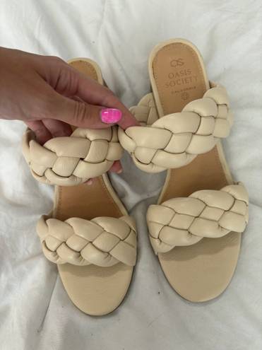 Nude Heels Tan Size 7.5