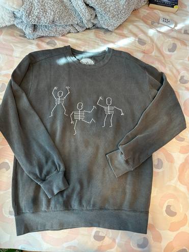 Urban Outfitters olivelynn “boo-gie” crewneck