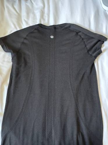 Lululemon Black Swiftly Tech Short Sleeve 2.0