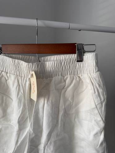 Aurelle Swim NWT  White Linen Beach Shorts