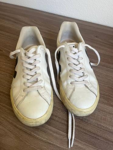 VEJA Sneakers