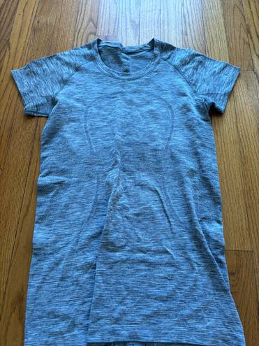 Lululemon Swiftly Tech Short Sleeve