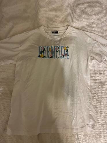 Bermuda T-Shirt