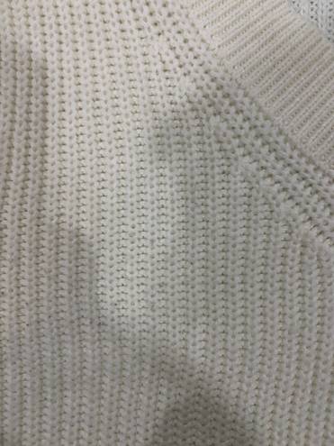 H&M White Knit Sweater Vest