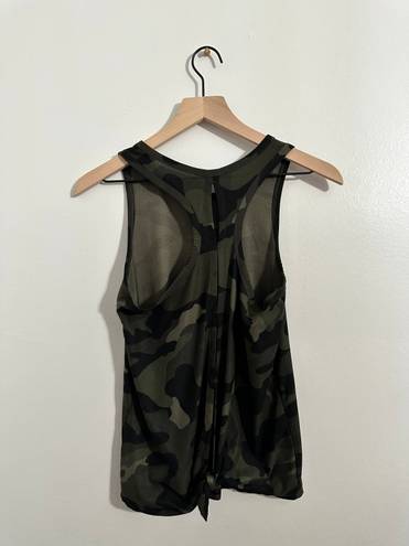 Old Navy Active Camo Tank Tie Back | Breath On | Activewear Top | XS