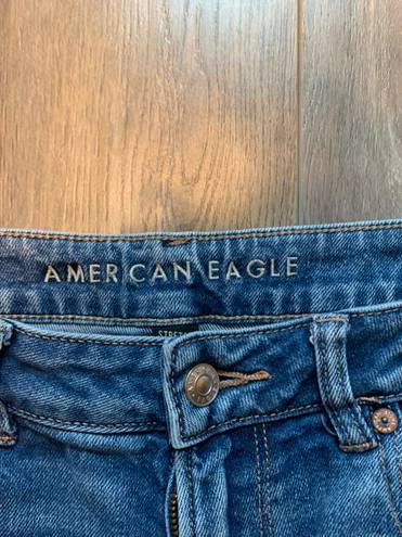 American Eagle Mom Straight Jeans