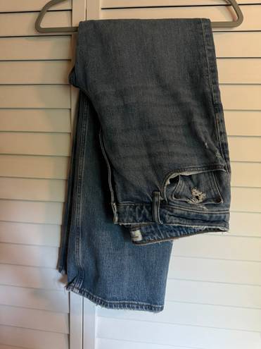 Abercrombie & Fitch Abercrombie The ‘90s Relaxed Jean High Rise