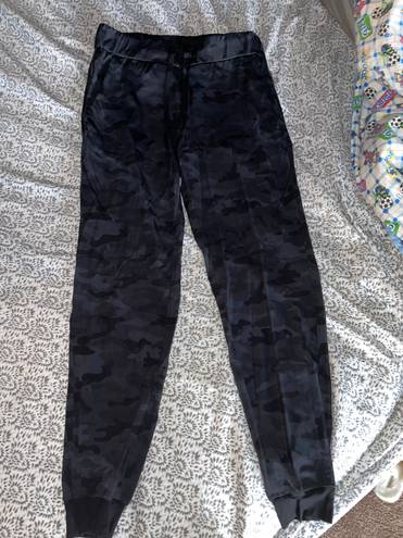 Zyia Slate Camo Strong Joggers