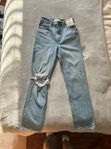 Abercrombie & Fitch 90’s Straight Ultra High Rise Jean