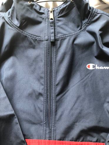 Champion wind breaker