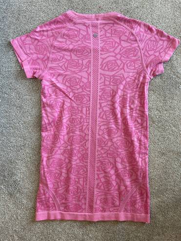 Lululemon RARE Pattern  Swiftly Tech Short Sleeve