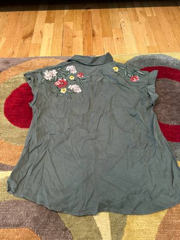Style & Co Olive Green Short Sleeve Floral Oversized Button Down Shirt Medium